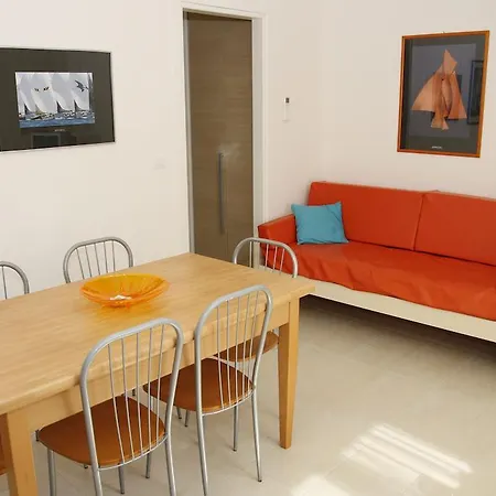 Residence Equilio Family Apartments Lido di Jesolo Room photo